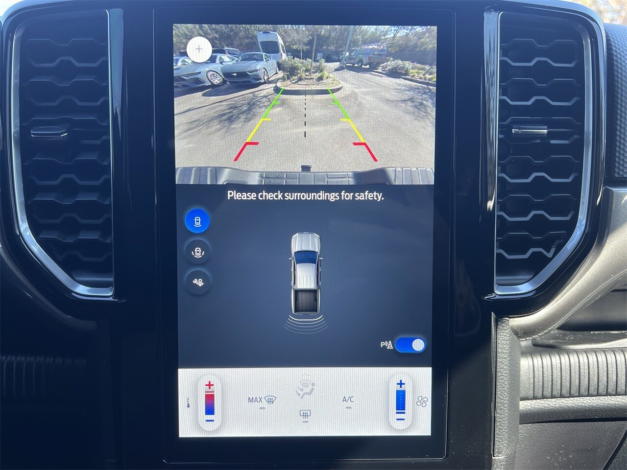 2025 Ford Ranger XLT photo 3