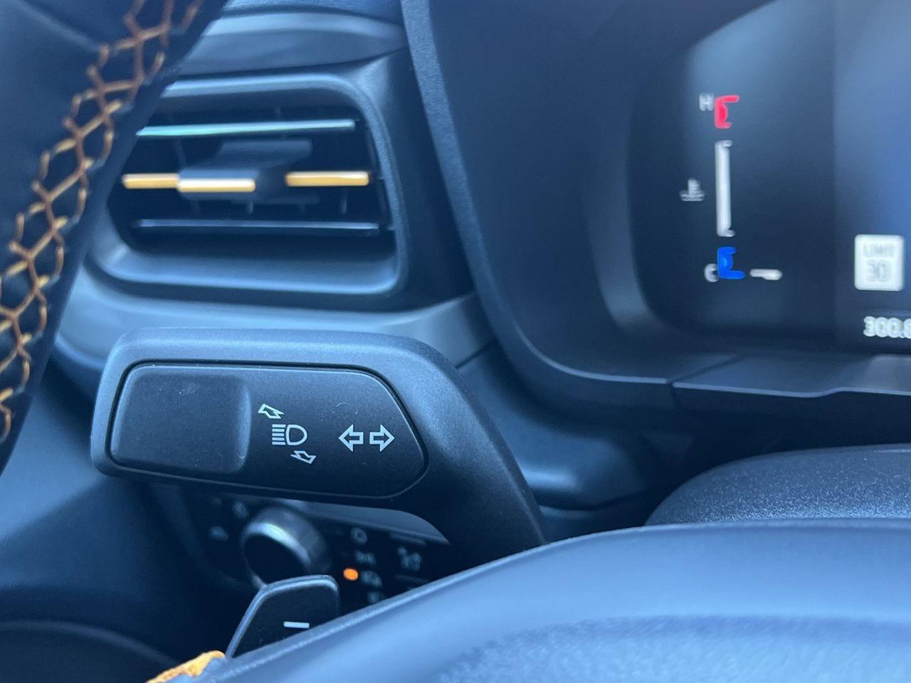 2025 Ford Maverick Tremor - Photo 12