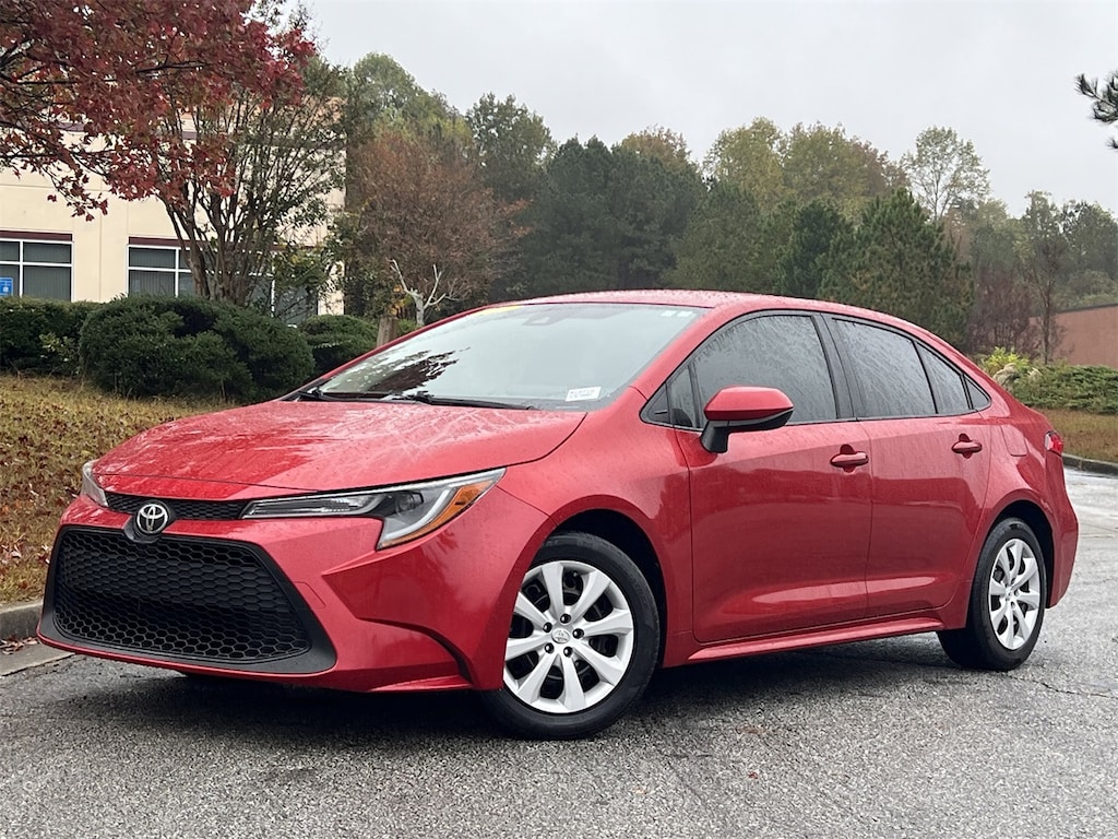 Used 2021 Toyota Corolla LE Sedan