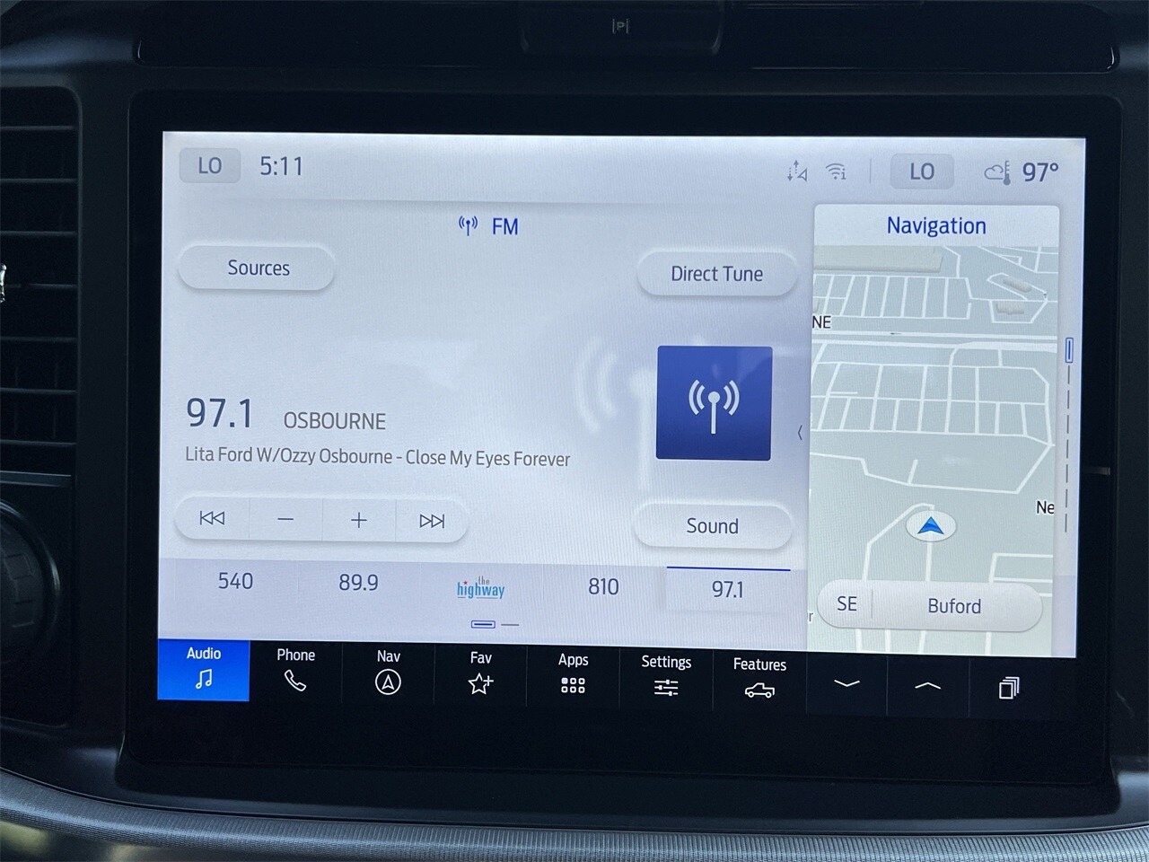 2025 Ford F-150 Lariat photo 4