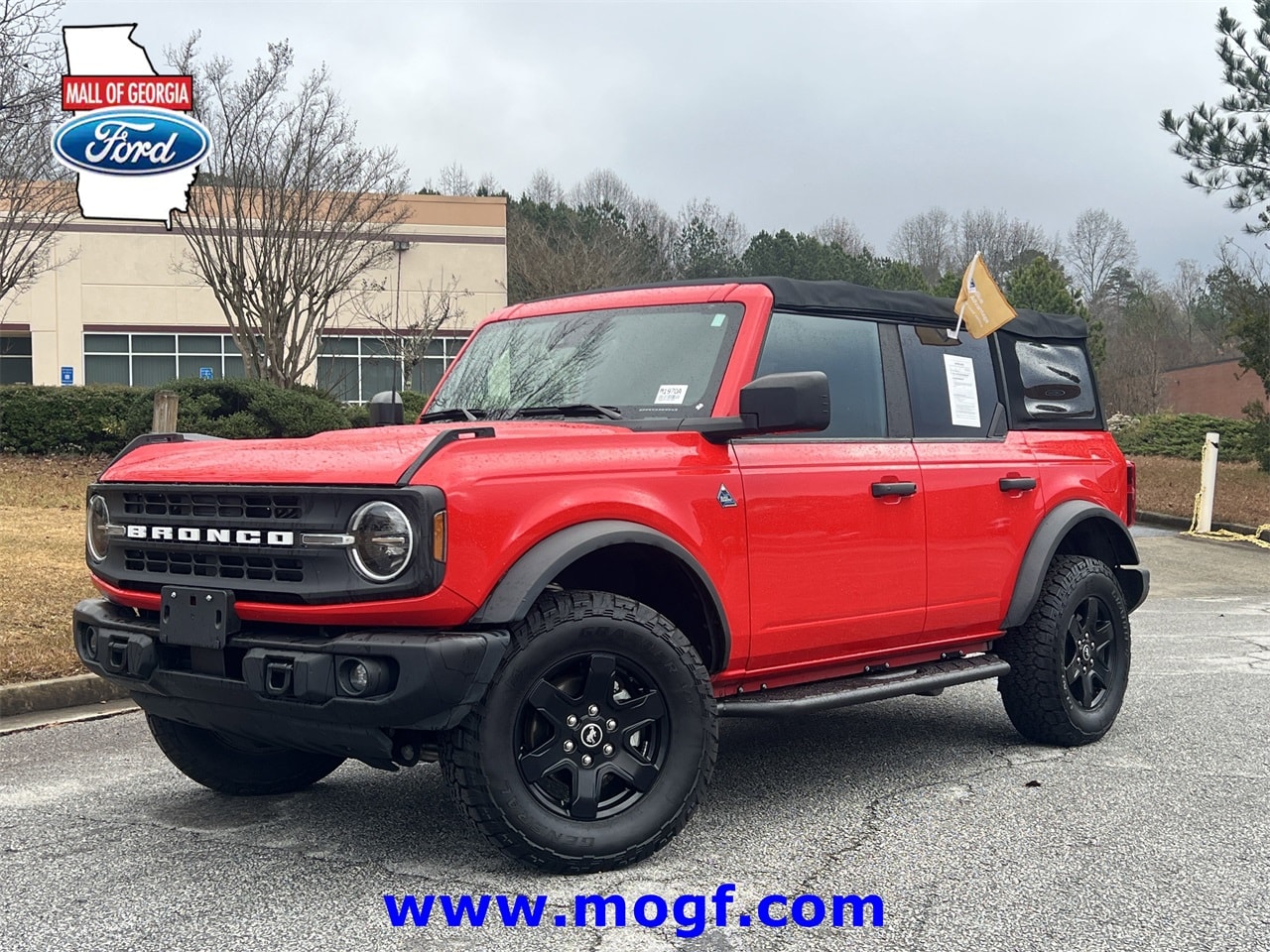 2022 Ford Bronco 4-Door Black Diamond's photo