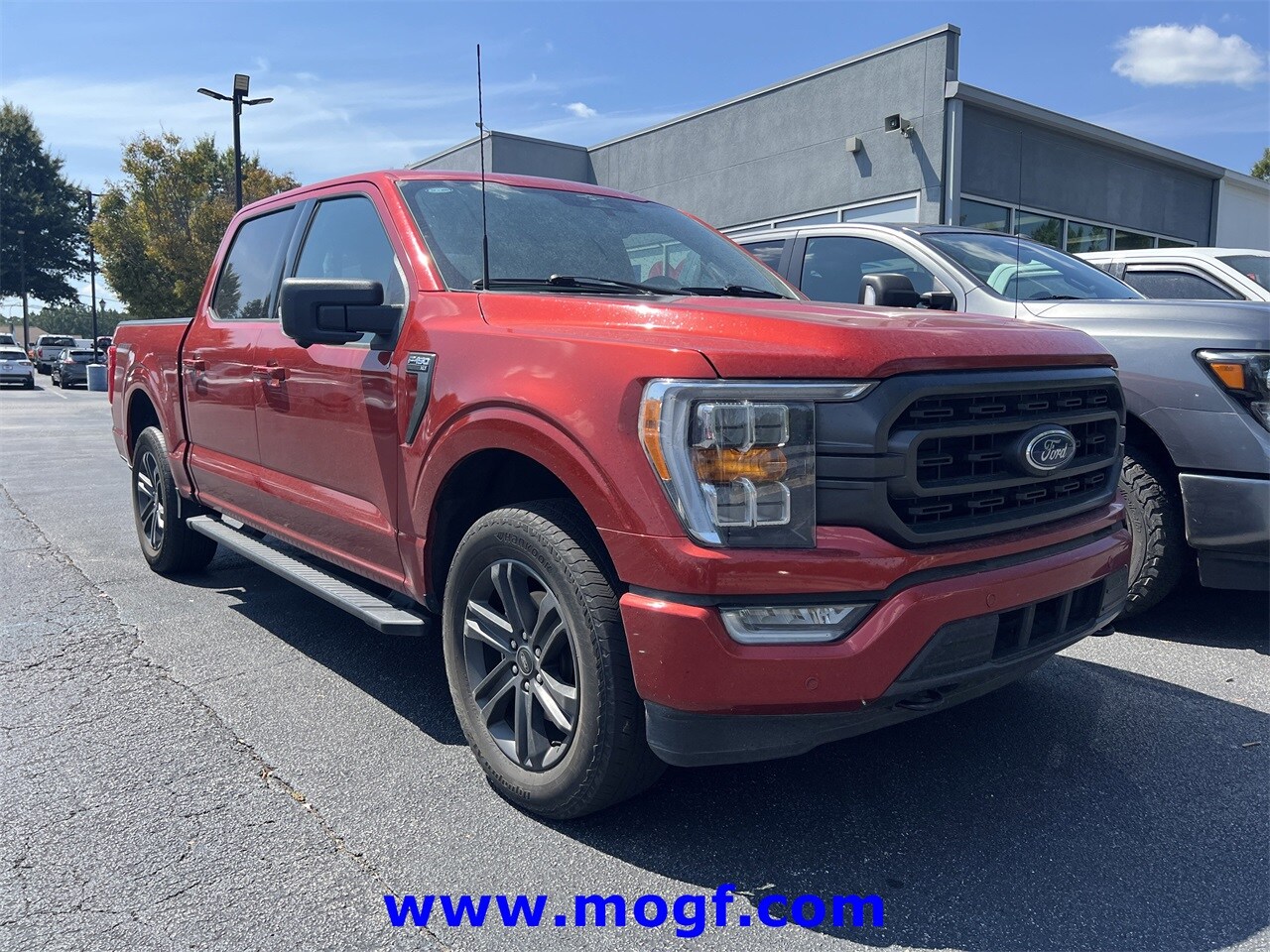 2023 Ford F-150 XLT photo 4