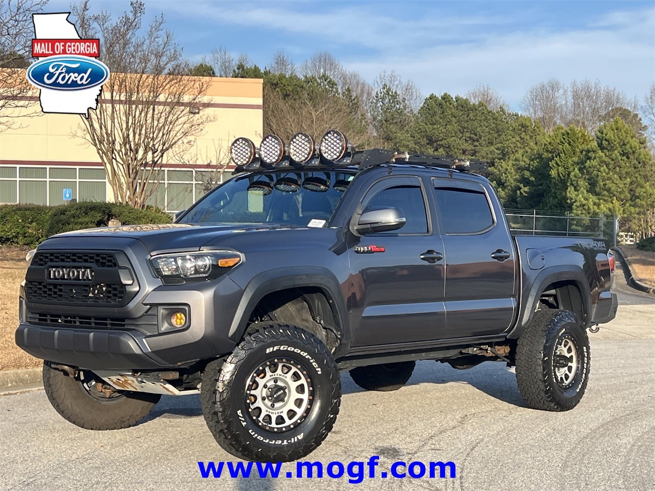 2017 Toyota Tacoma TRD Off Road's photo