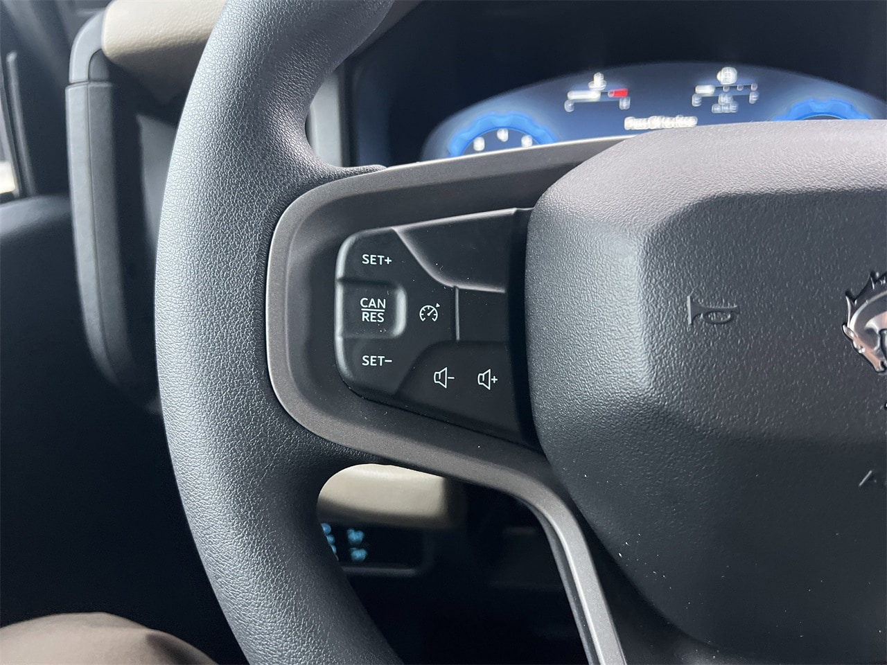 2025 Ford Bronco 4-Door Base - Photo 11
