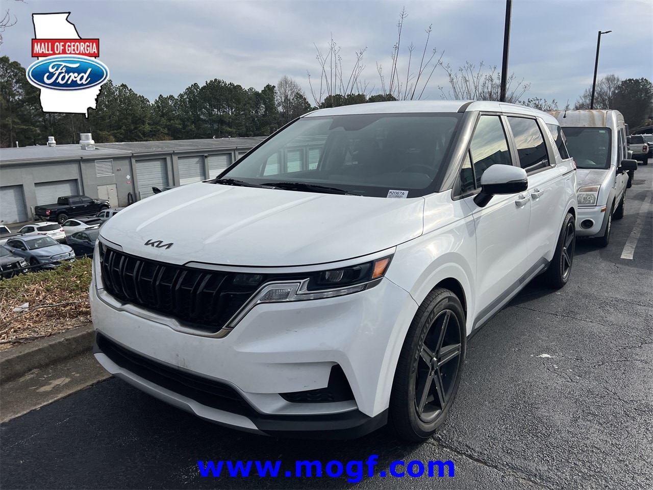 2023 Kia Carnival LX Seat Pkg's photo