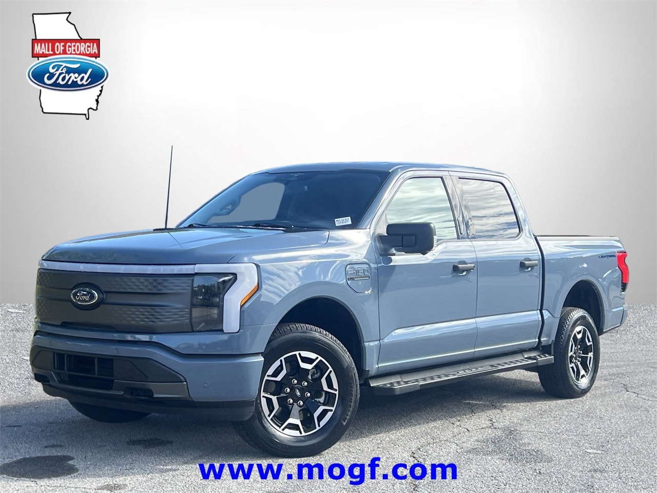 2023 Ford F-150 Lightning XLT's photo