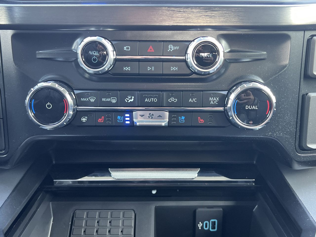 2025 Ford F-350 Super Duty Lariat - Photo 9