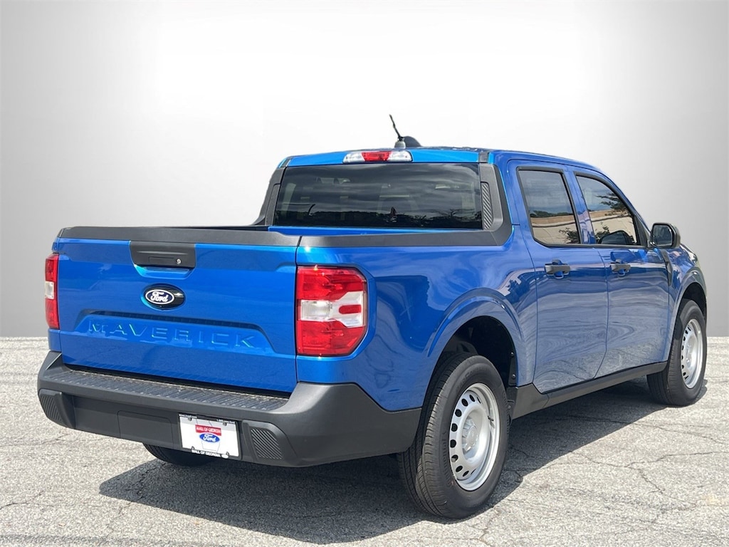 New 2025 Ford Maverick XL Truck SuperCrew