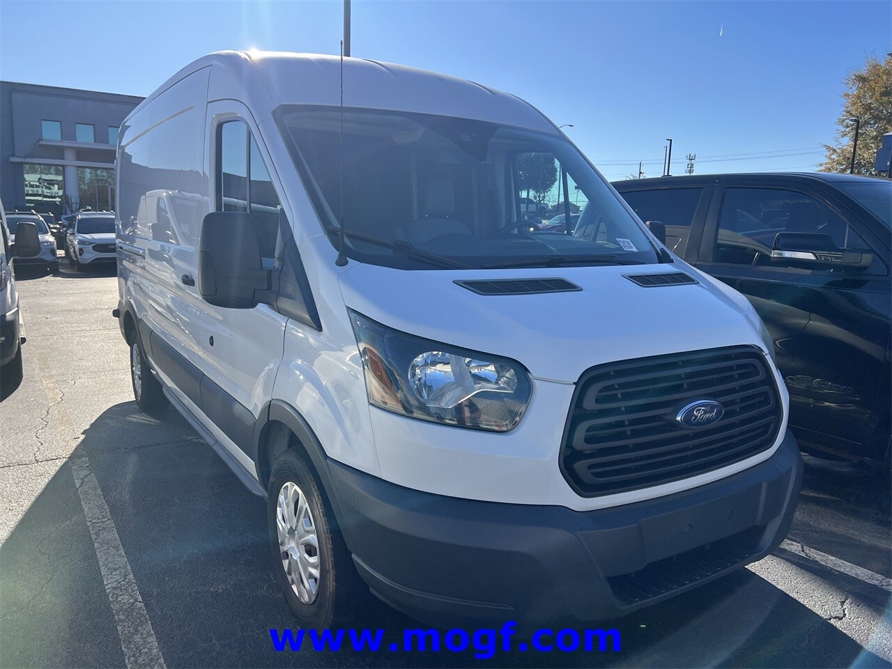 2017 Ford Transit photo 2