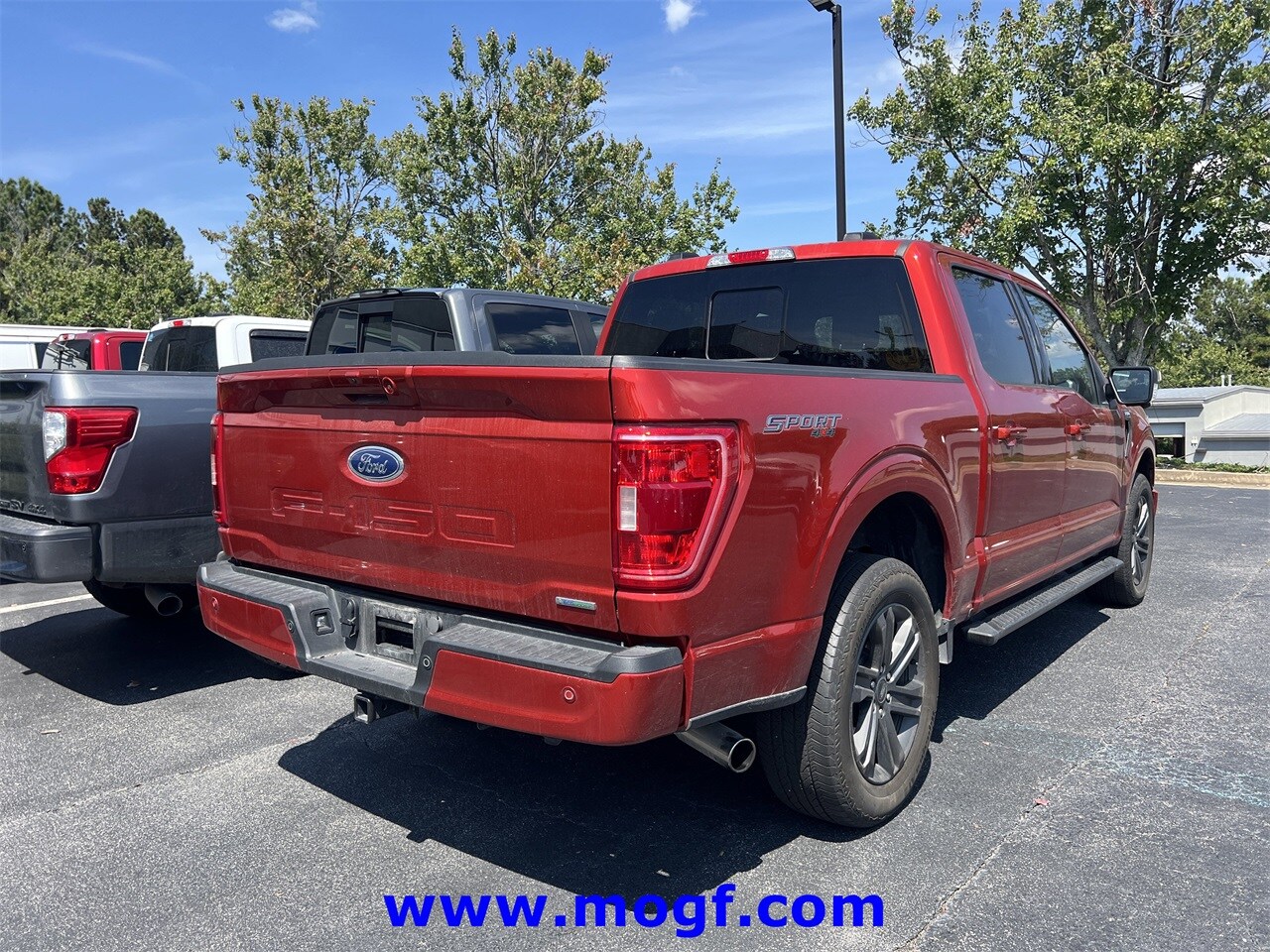 2023 Ford F-150 XLT photo 3