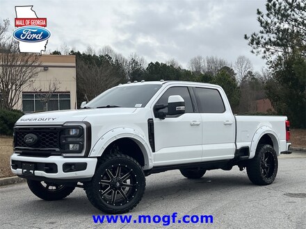 2023 Ford F-250SD Lariat Truck