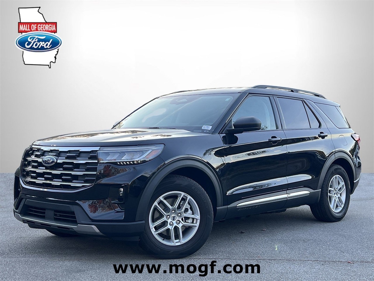 2025 Ford Explorer Active's photo