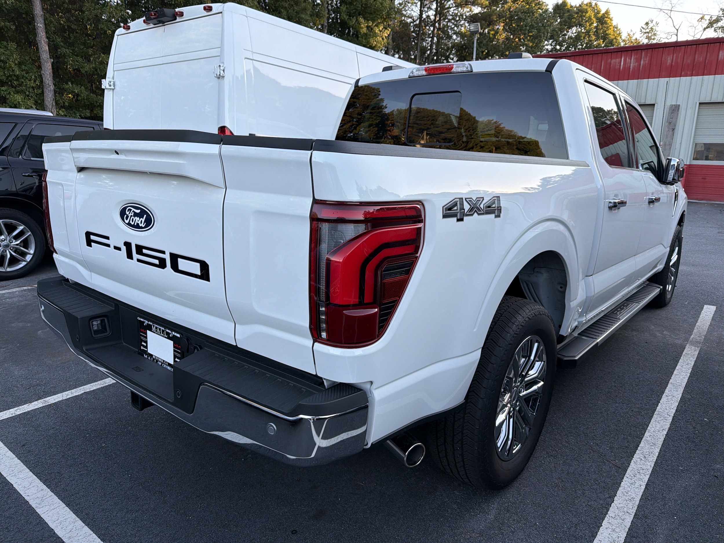 2025 Ford F-150 Lariat photo 3
