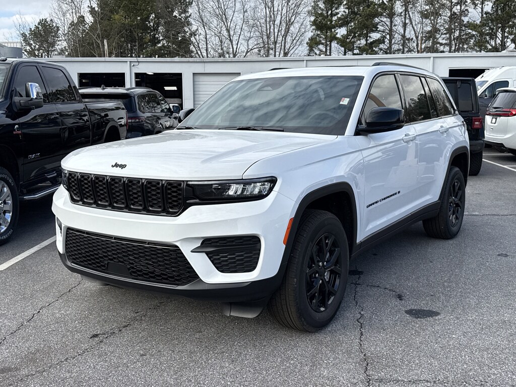 New 2025 Jeep Grand Cherokee ALTITUDE X 4X4 Sport Utility