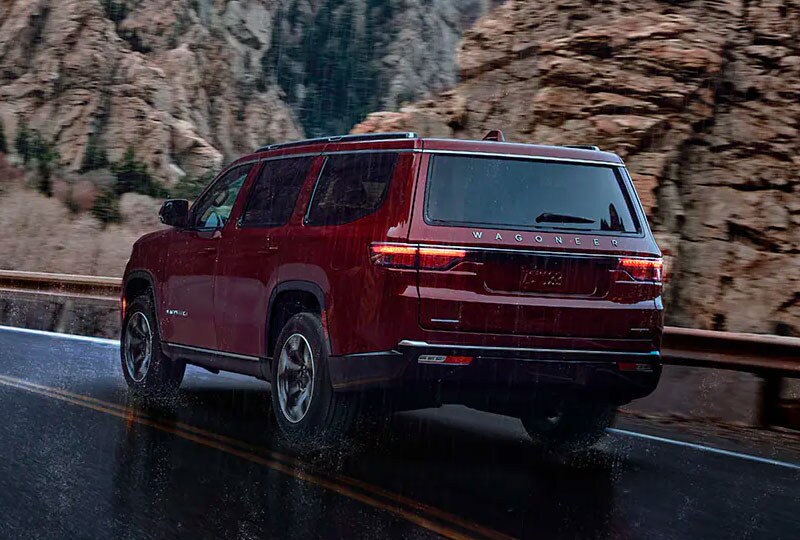 2023 Jeep Wagoneer interior