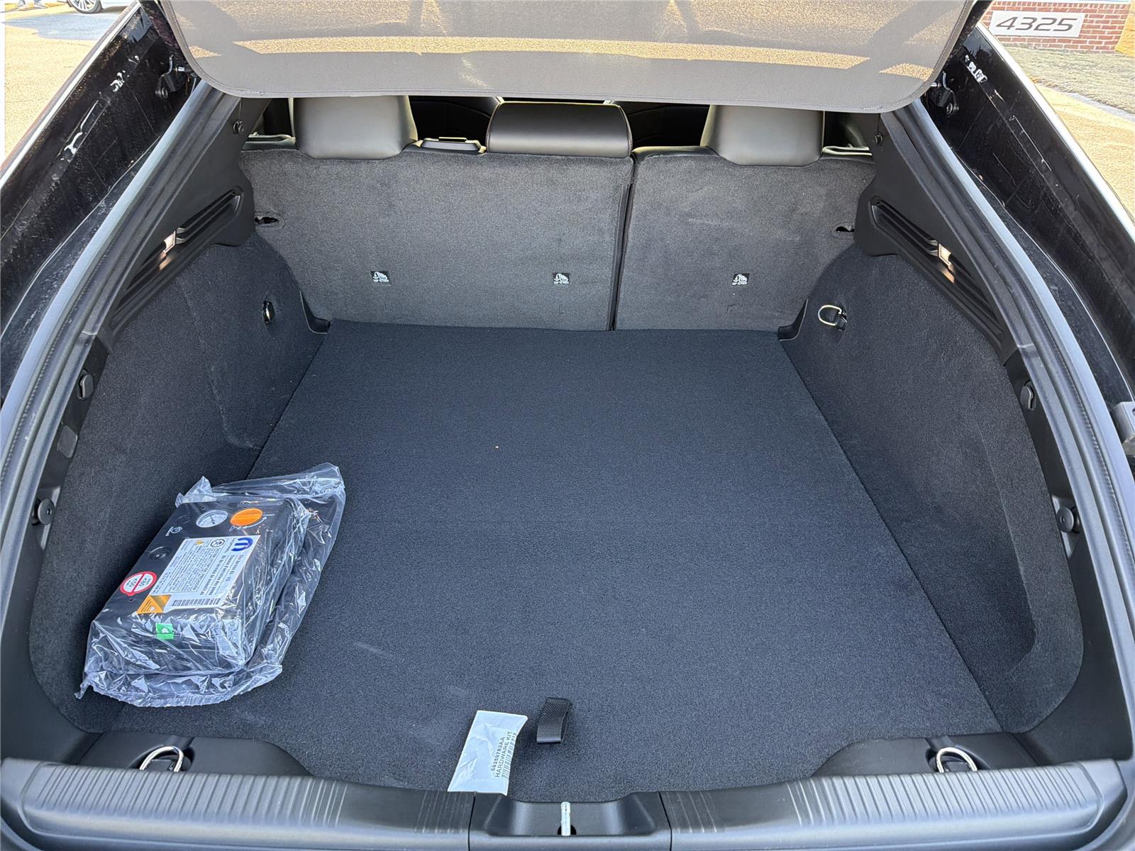 2026 Dodge Charger Scat Pack - Photo 16