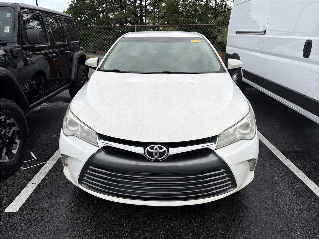 Used 2017 Toyota Camry LE Sedan