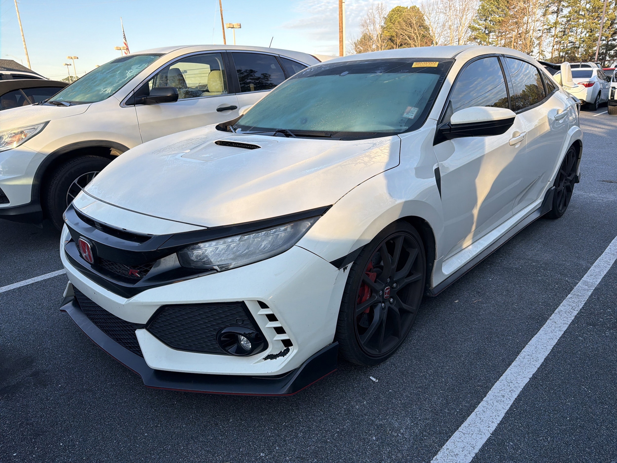 2019 Honda Civic Hatchback Type-R's photo