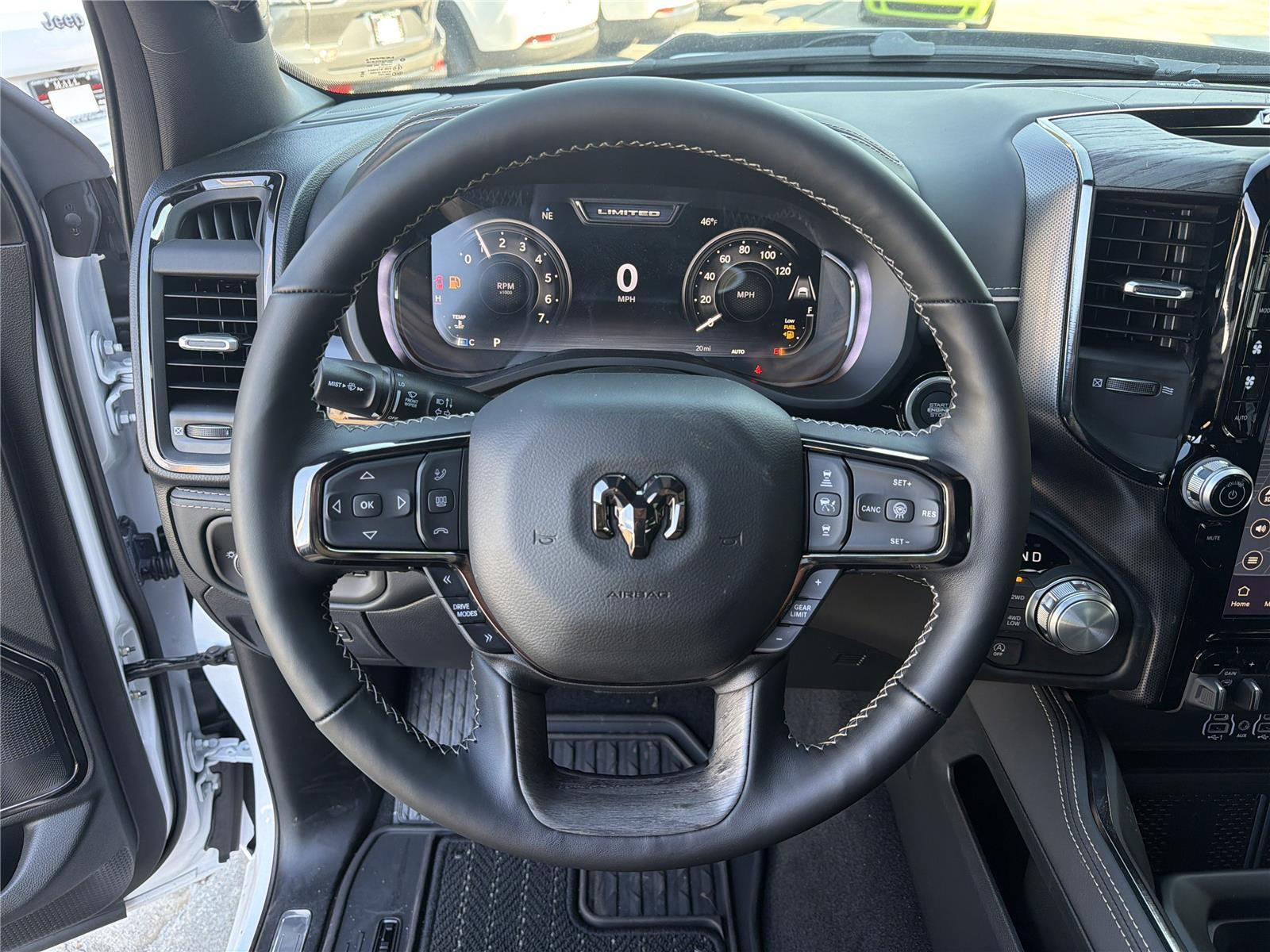 2026 RAM 1500 Limited - Photo 24