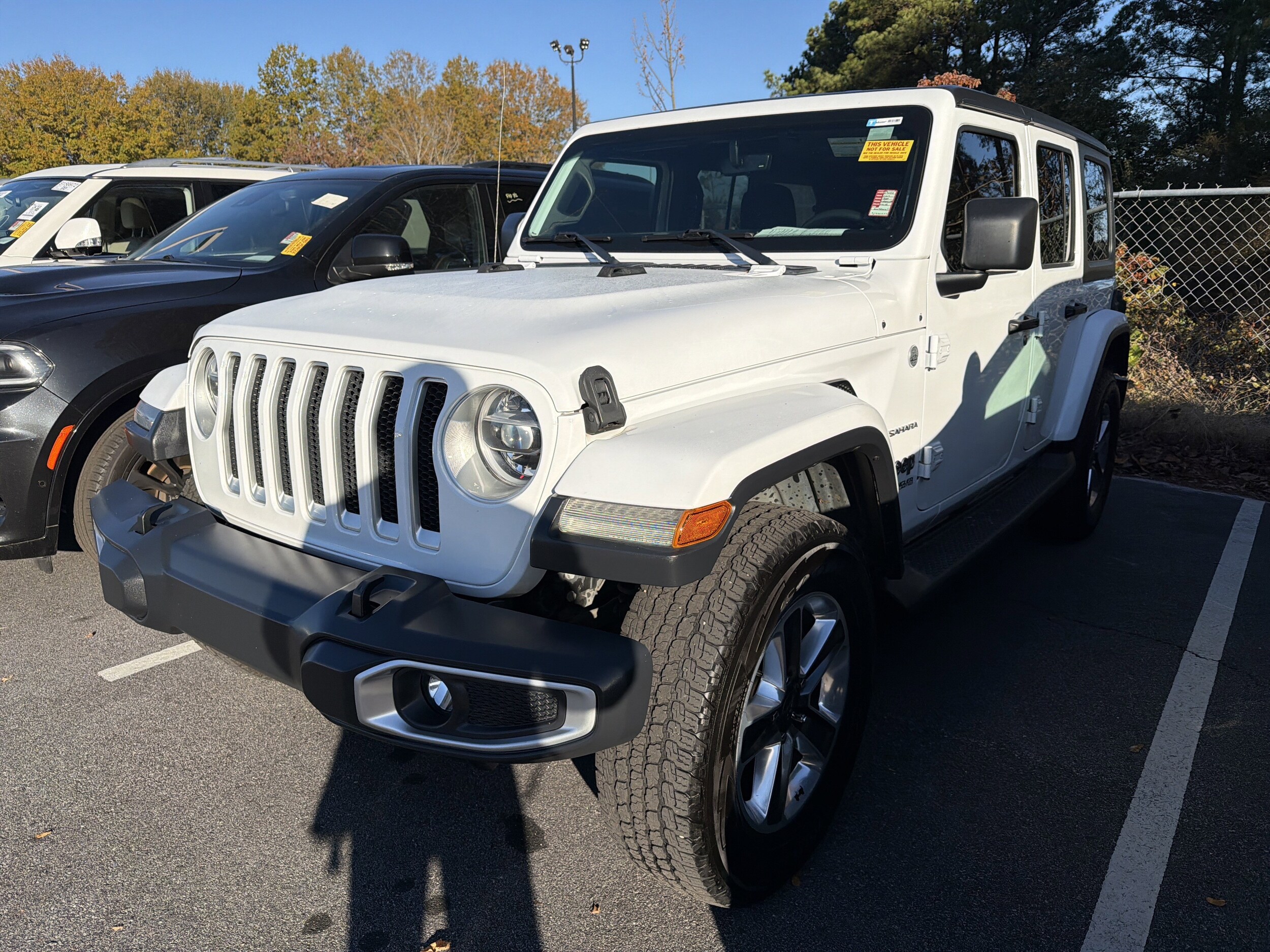 2019 Jeep Wrangler Unlimited Sahara photo 2