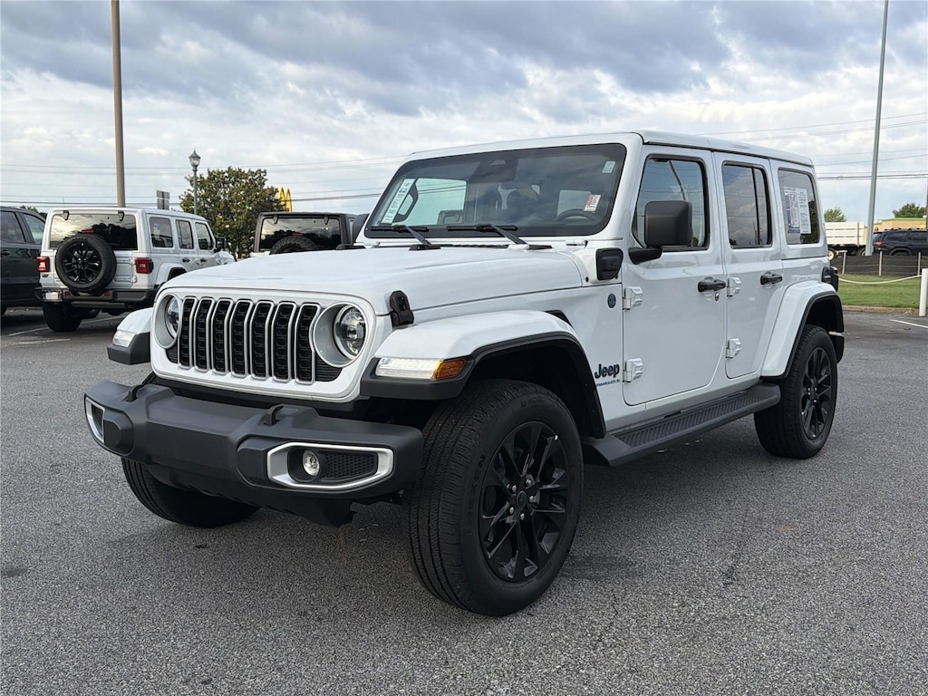 Used 2025 Jeep Wrangler 4xe Sahara SUV