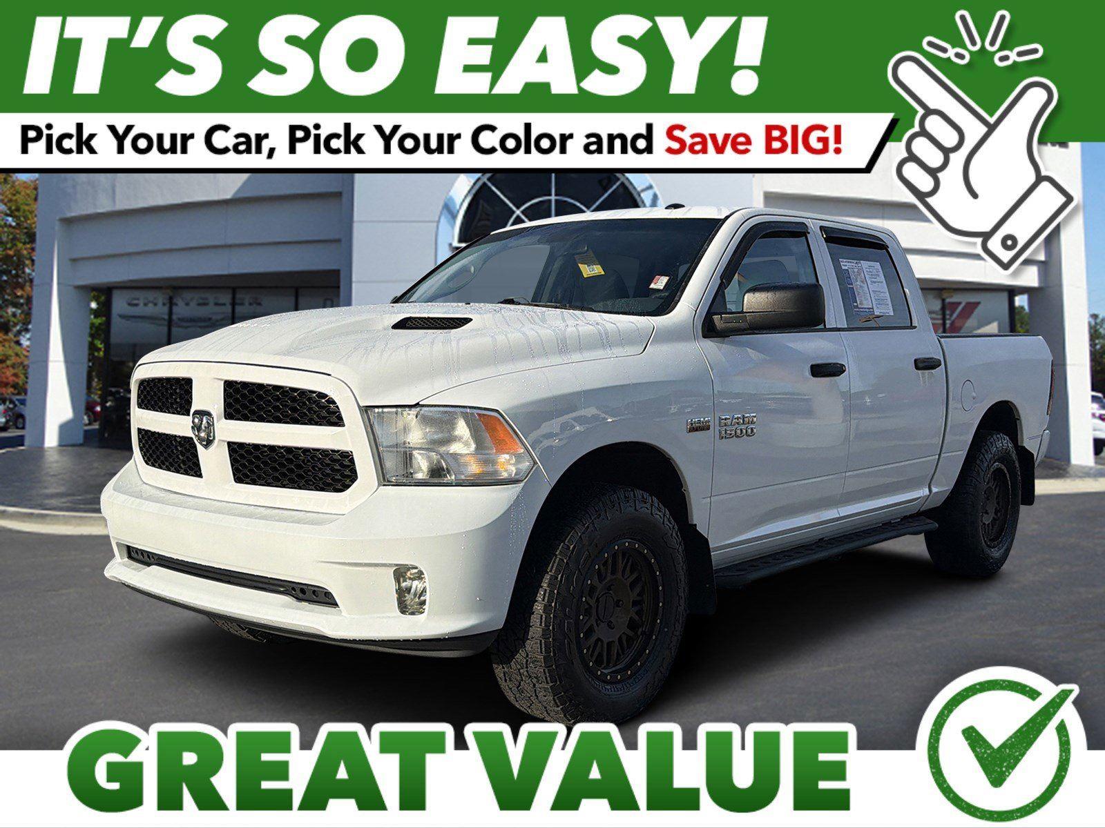2017 RAM 1500 Express 4x4 Crew Cab 5'7's photo