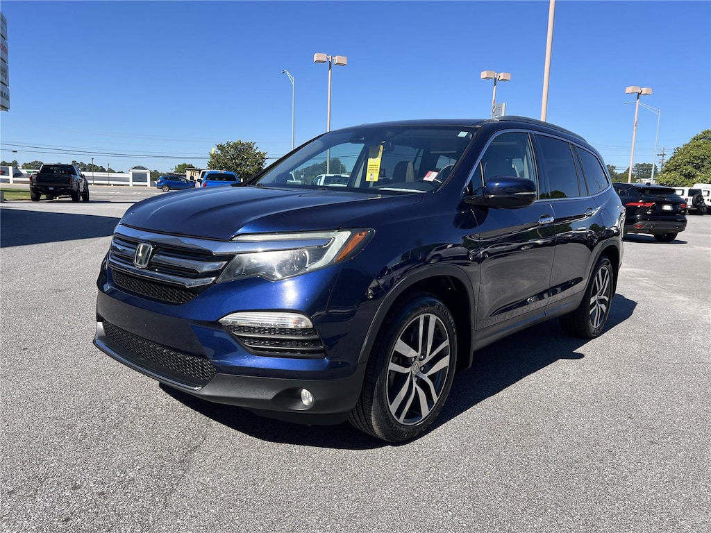 Used 2017 Honda Pilot Elite SUV