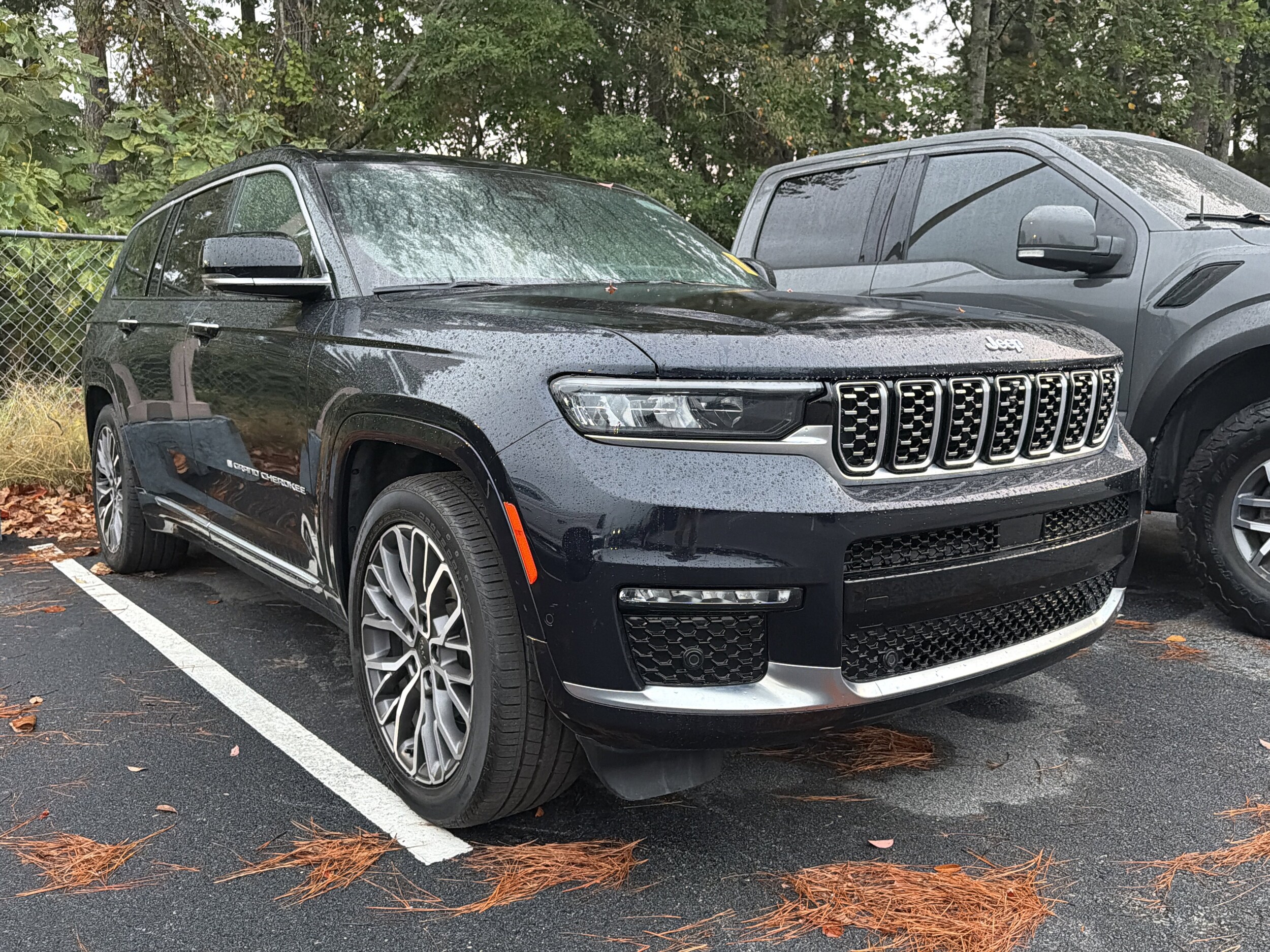2024 Jeep Grand Cherokee L Summit Reserve photo 4