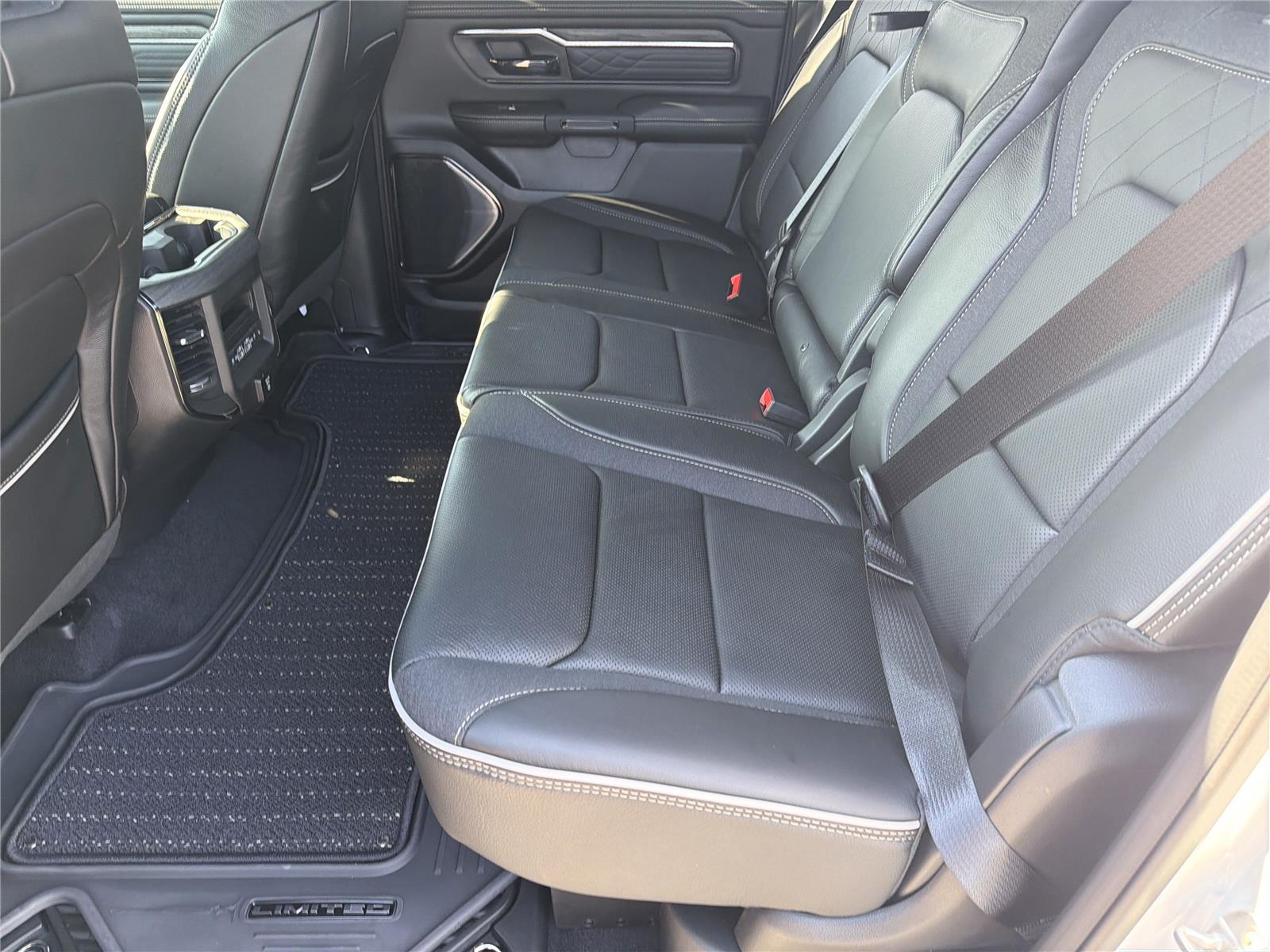 2026 RAM 1500 Limited - Photo 21
