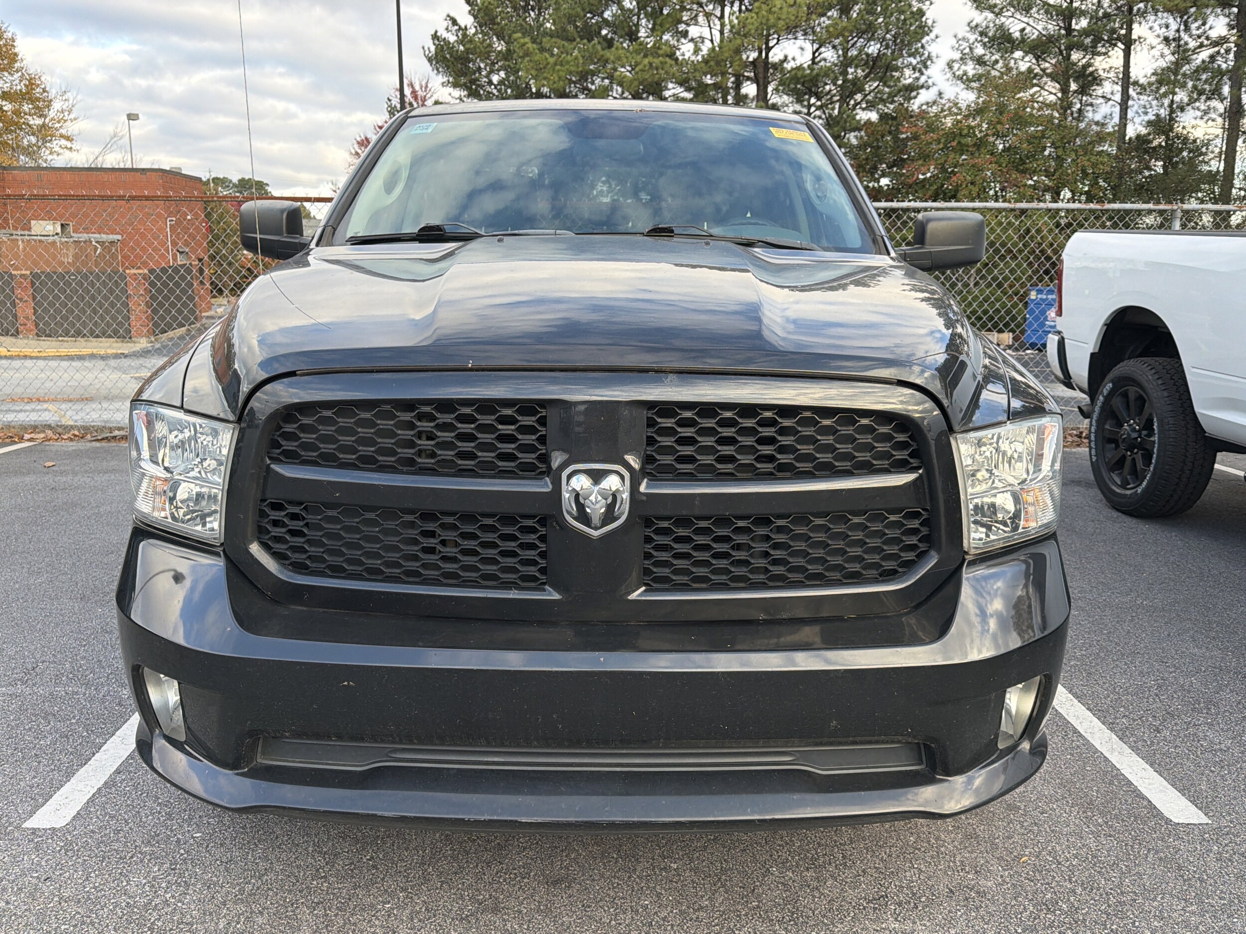 2019 Ram 1500 Classic Express photo 3