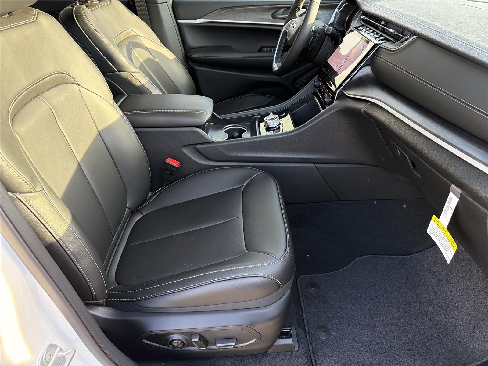 2025 Jeep Grand Cherokee L Limited - Photo 13