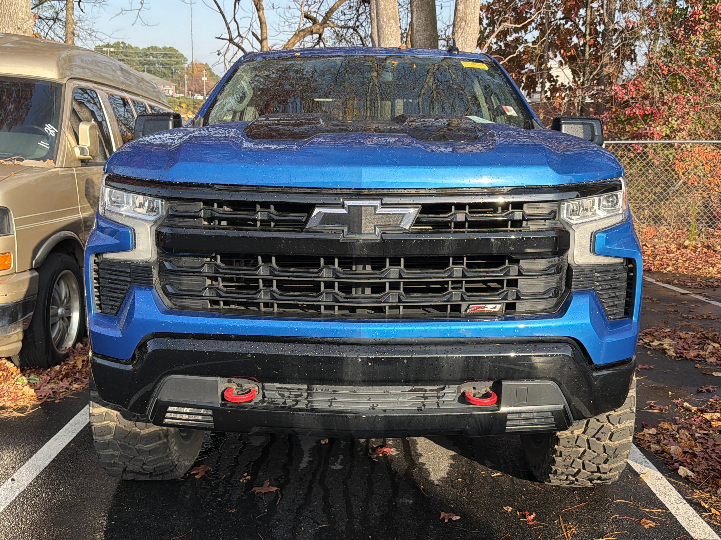 2022 Chevrolet Silverado 1500 LT Trail Boss photo 3