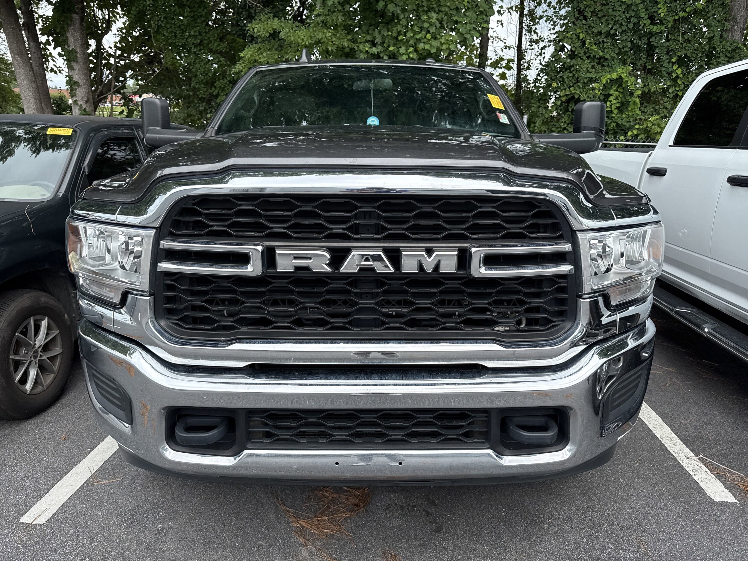 2021 Ram 2500 Tradesman photo 2