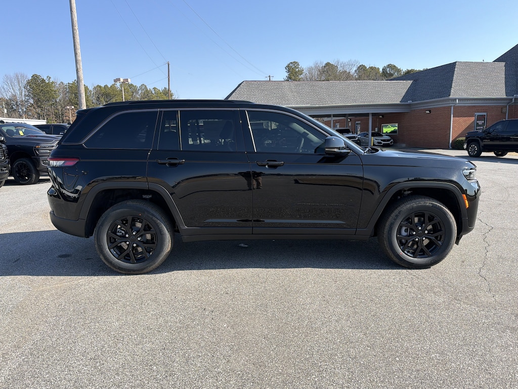 New 2026 Jeep Grand Cherokee ALTITUDE 4X4 Sport Utility