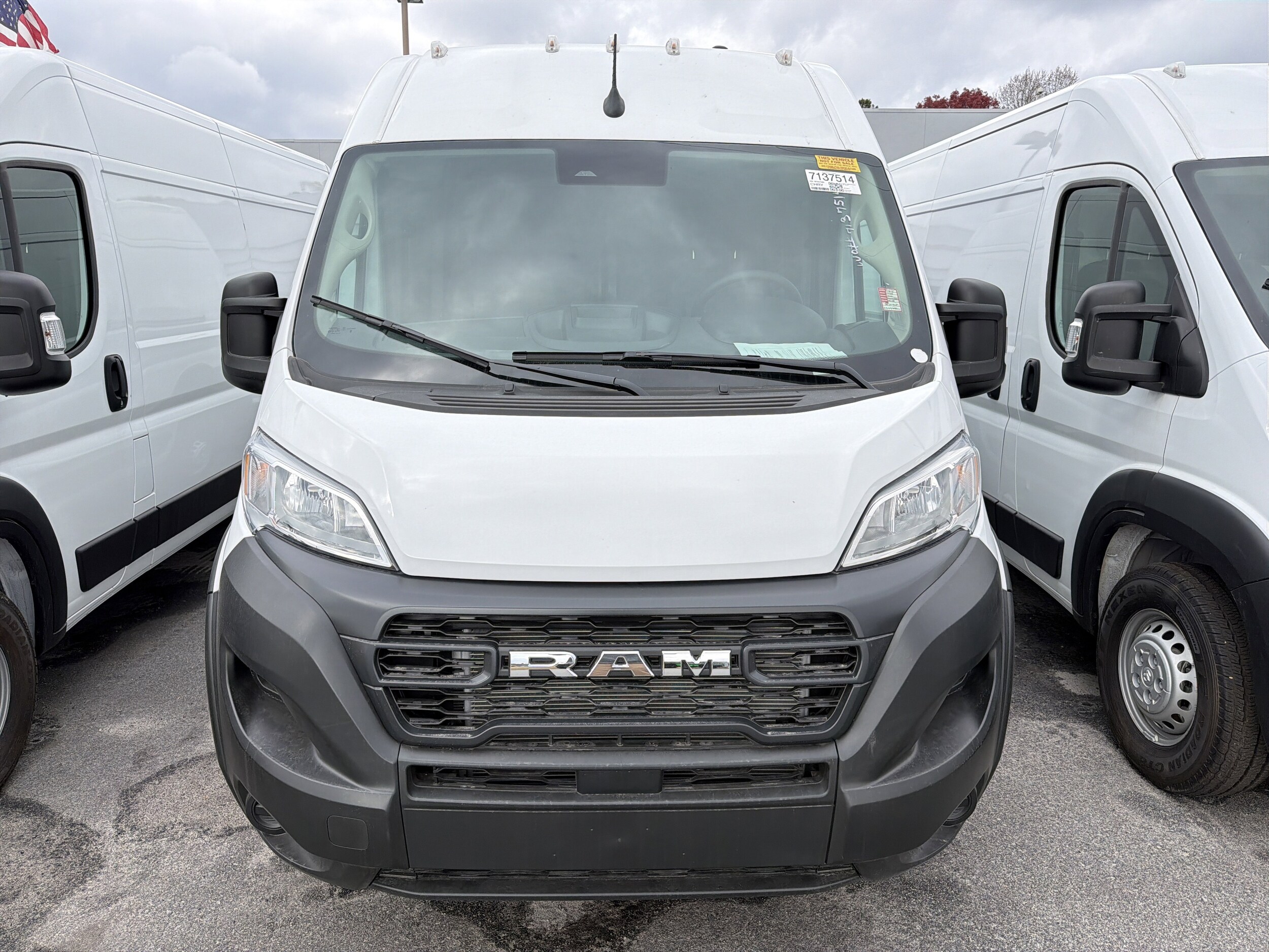 2025 Ram ProMaster 2500 photo 2