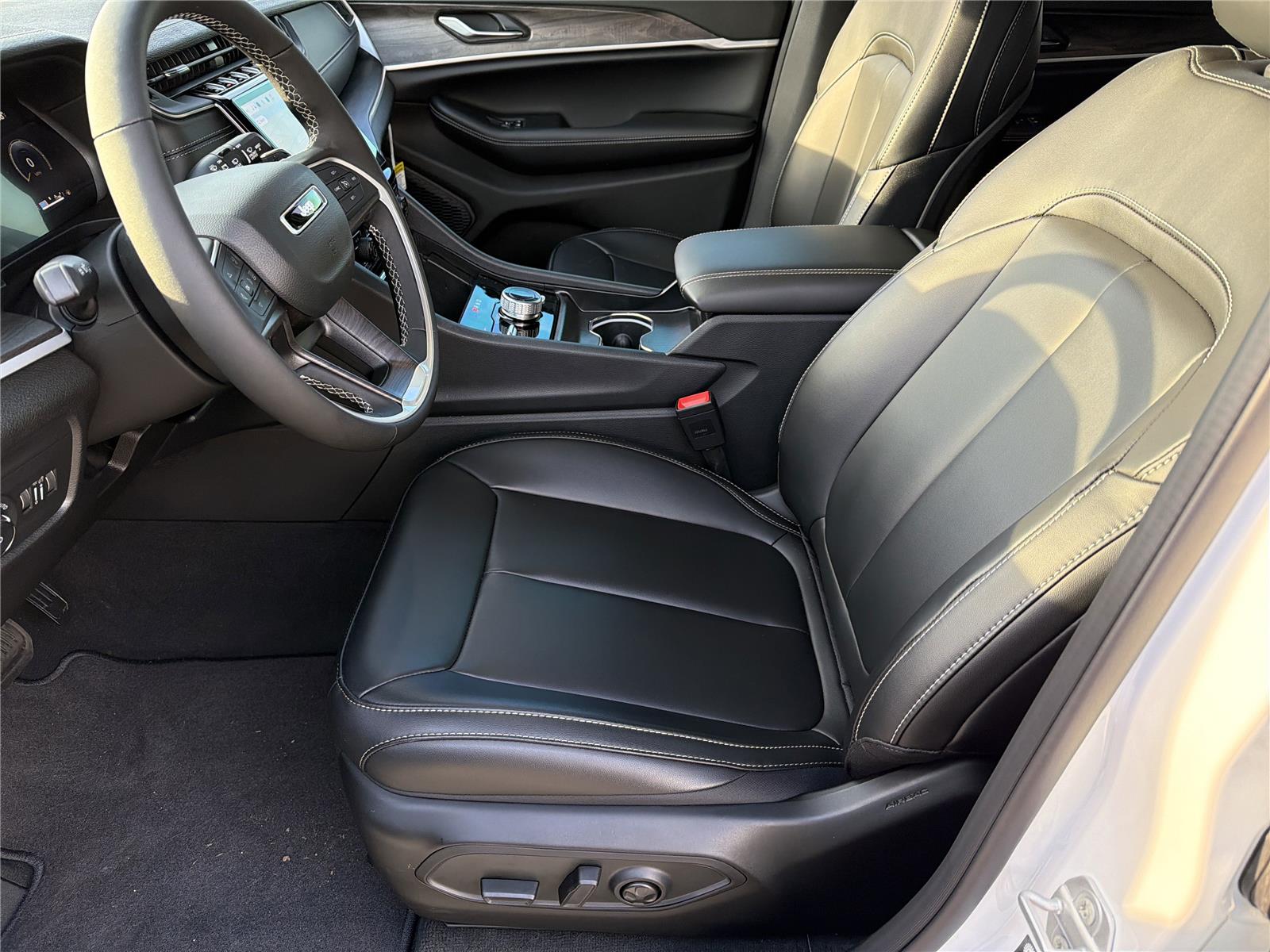 2025 Jeep Grand Cherokee L Limited - Photo 9