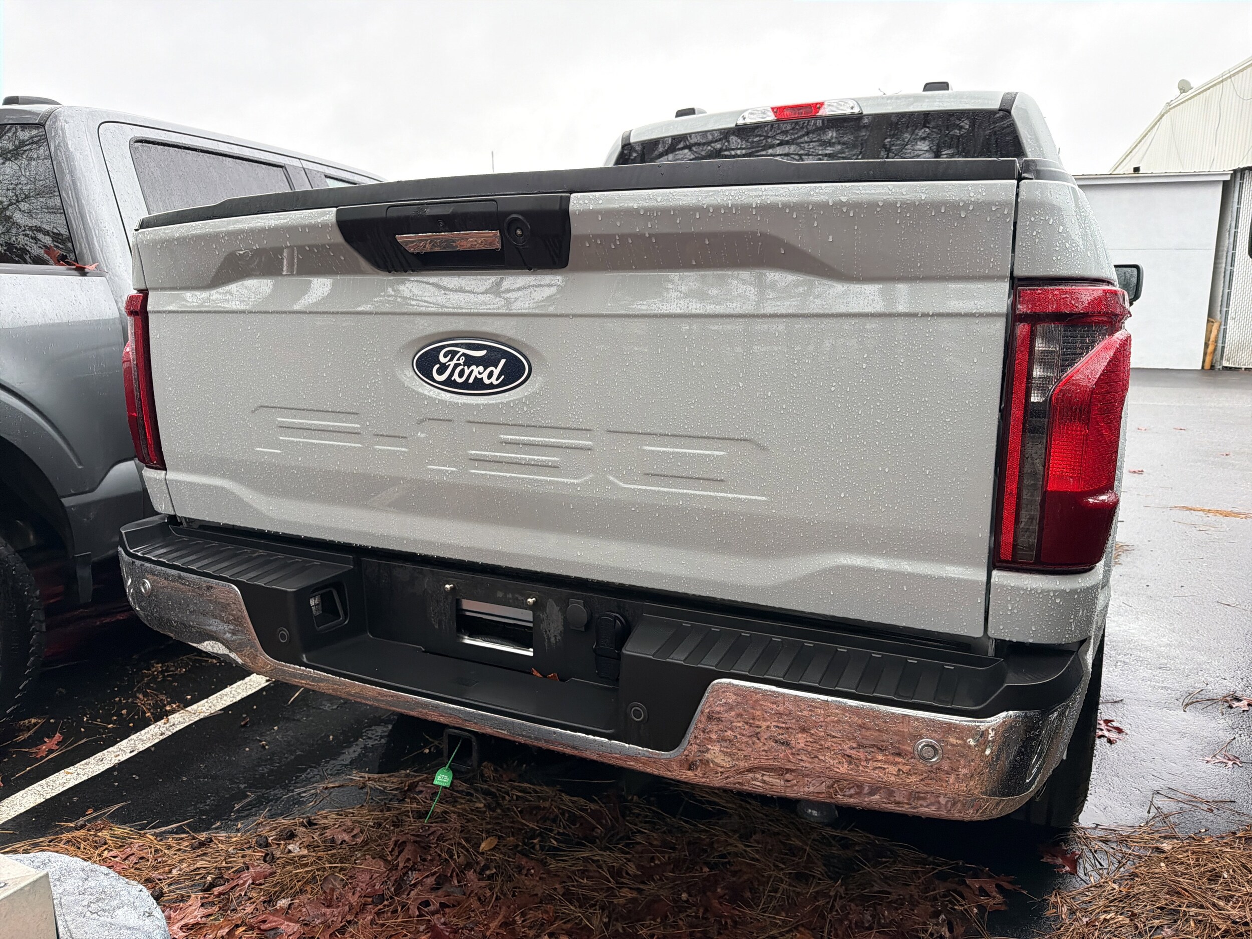 2024 Ford F-150 XLT photo 3