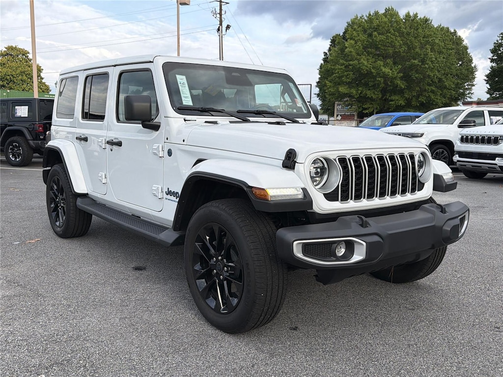 Used 2025 Jeep Wrangler 4xe Sahara SUV
