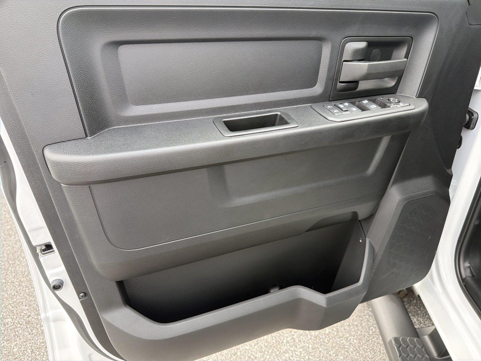 2026 RAM 2500 Tradesman - Photo 11