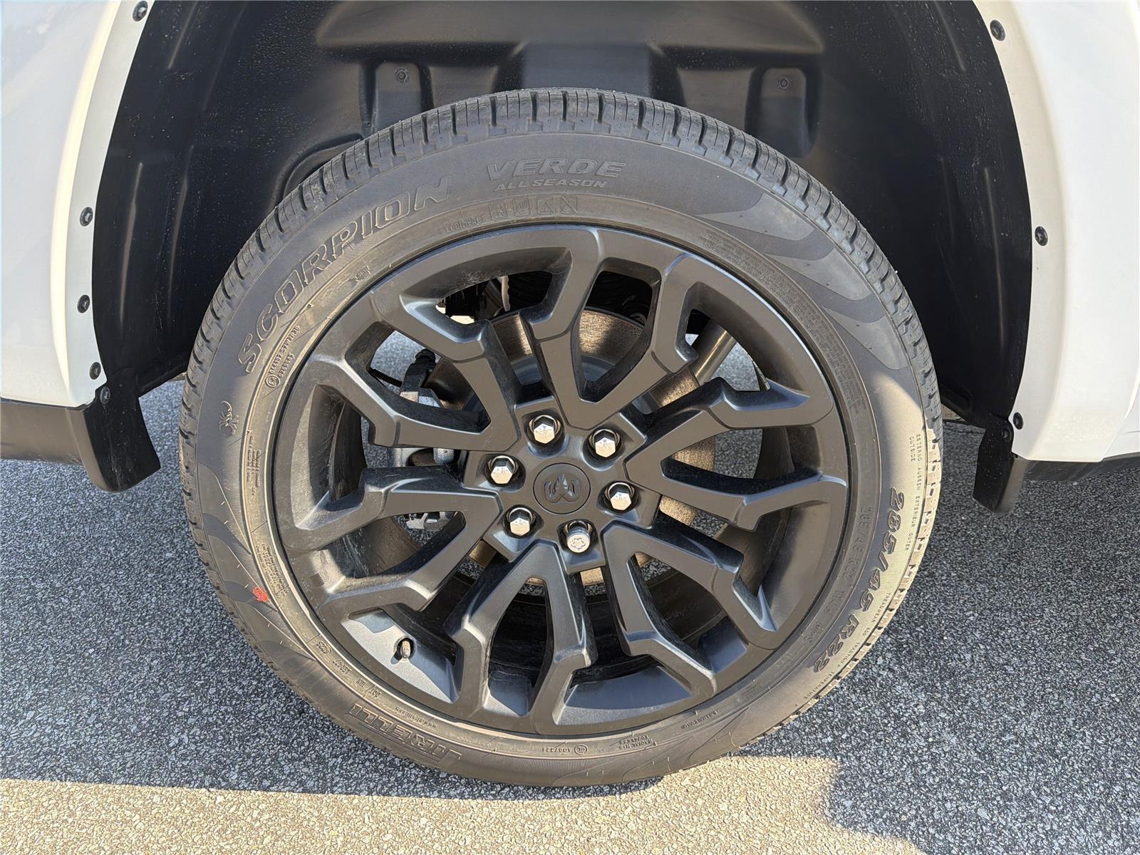 2026 RAM 1500 Limited - Photo 18