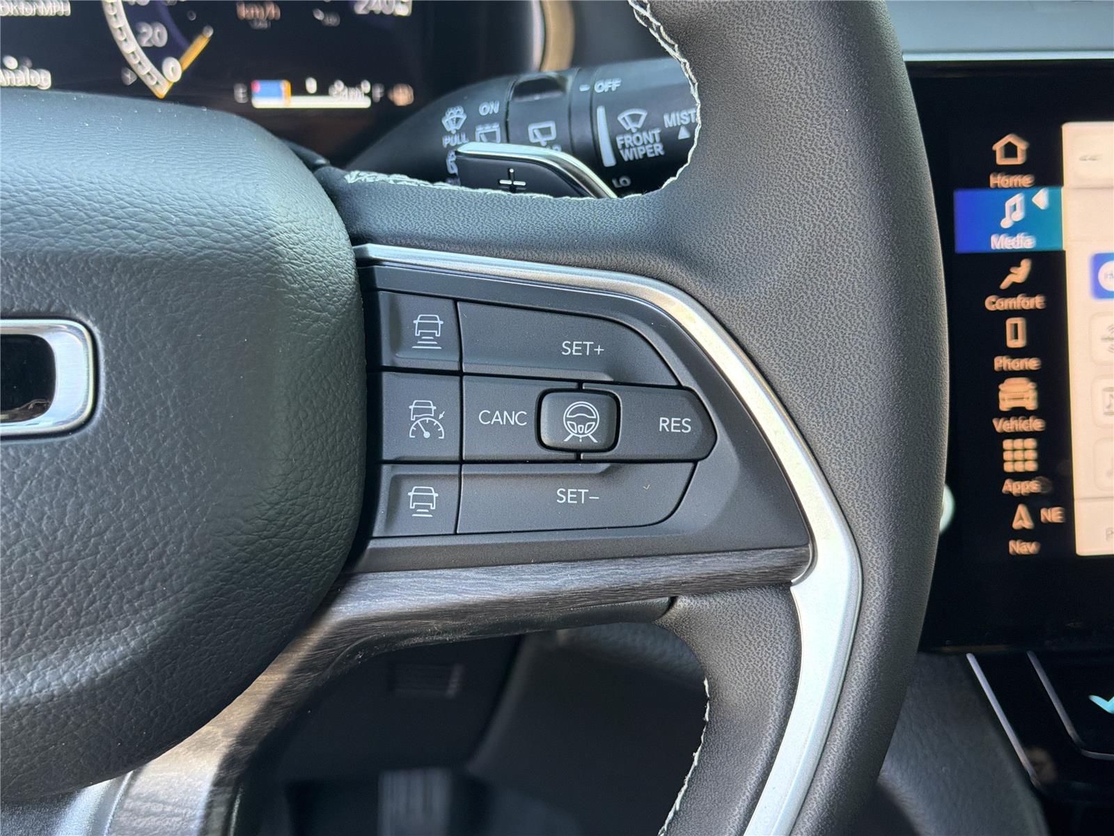 2026 Jeep Grand Cherokee Laredo - Photo 27