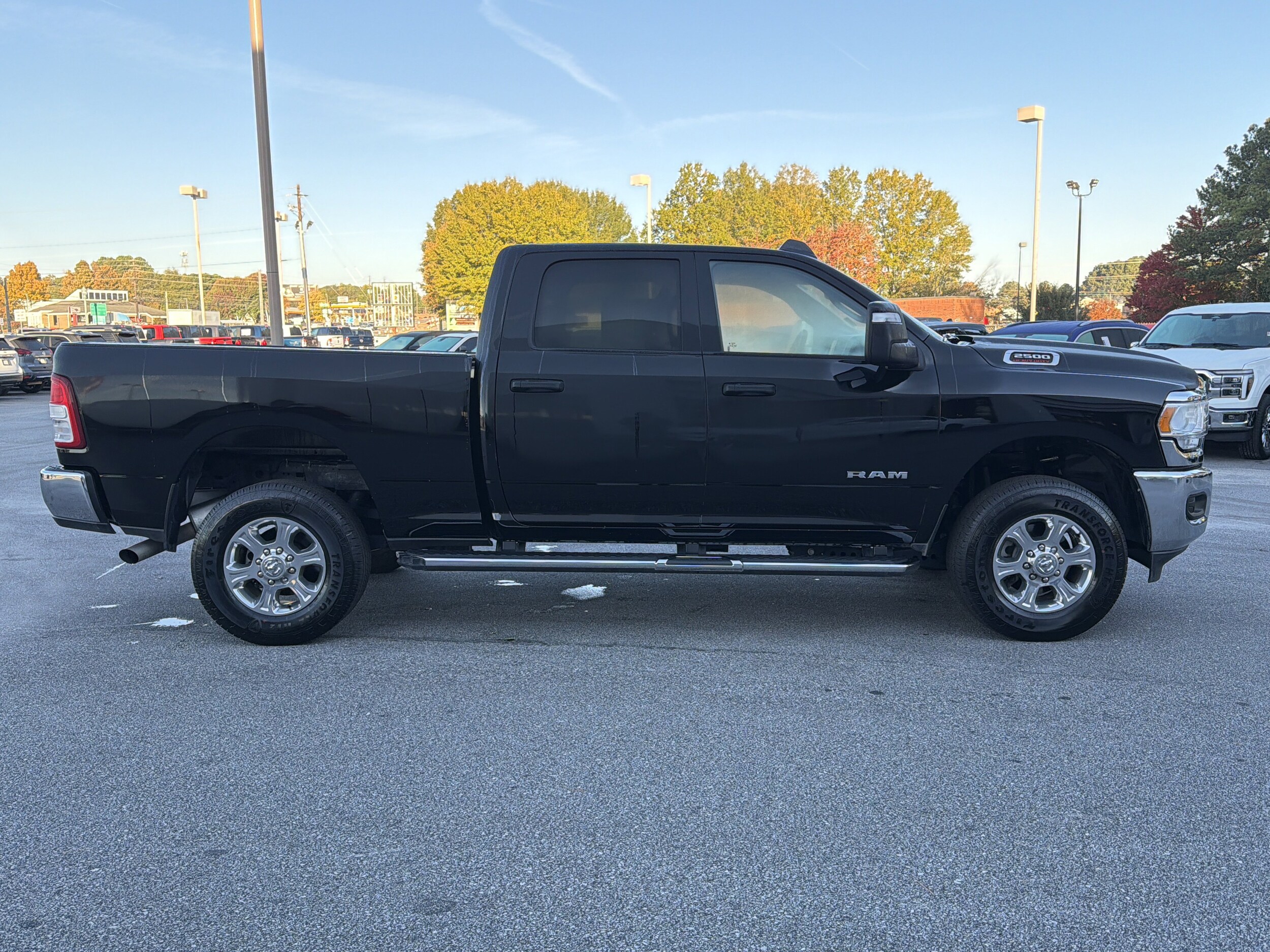 2024 Ram 2500 Big Horn photo 3