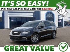 2026 Chrysler Pacifica SELECT Passenger Van