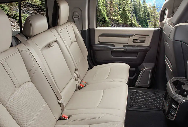 2023 RAM 3500 interior: