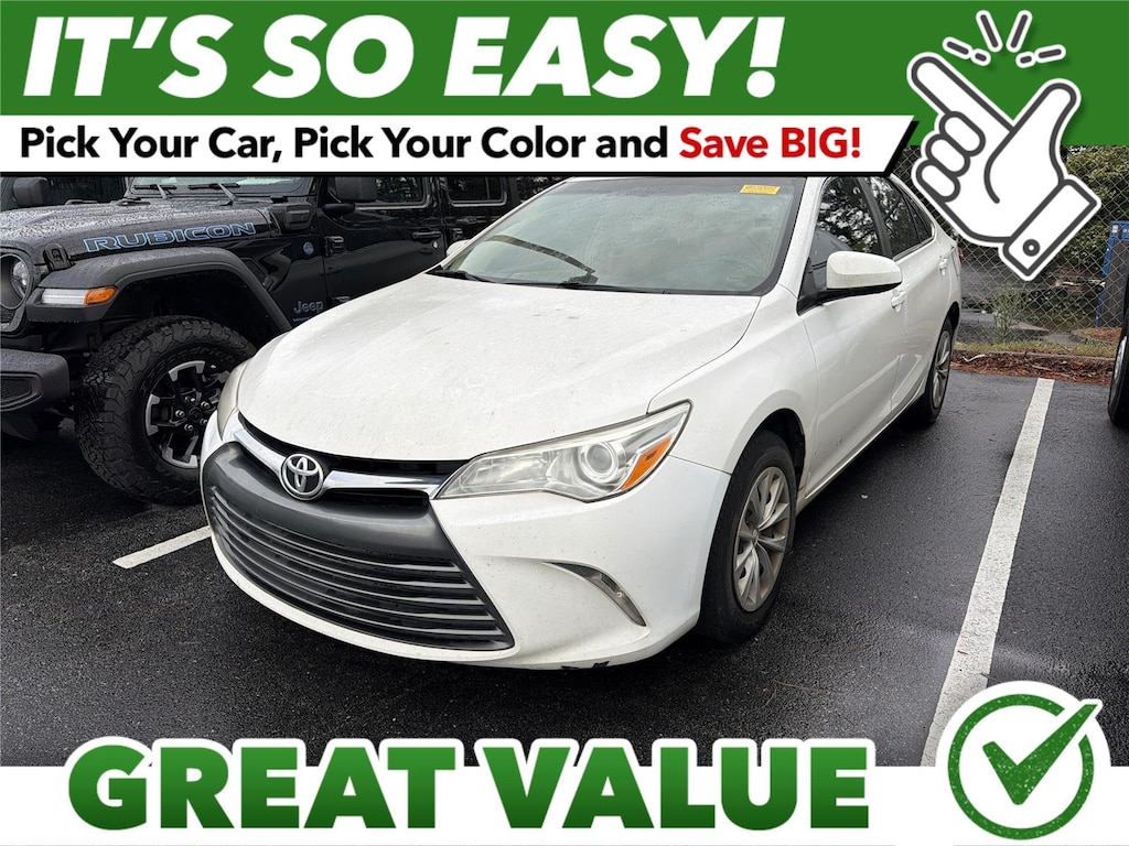 Used 2017 Toyota Camry LE Sedan