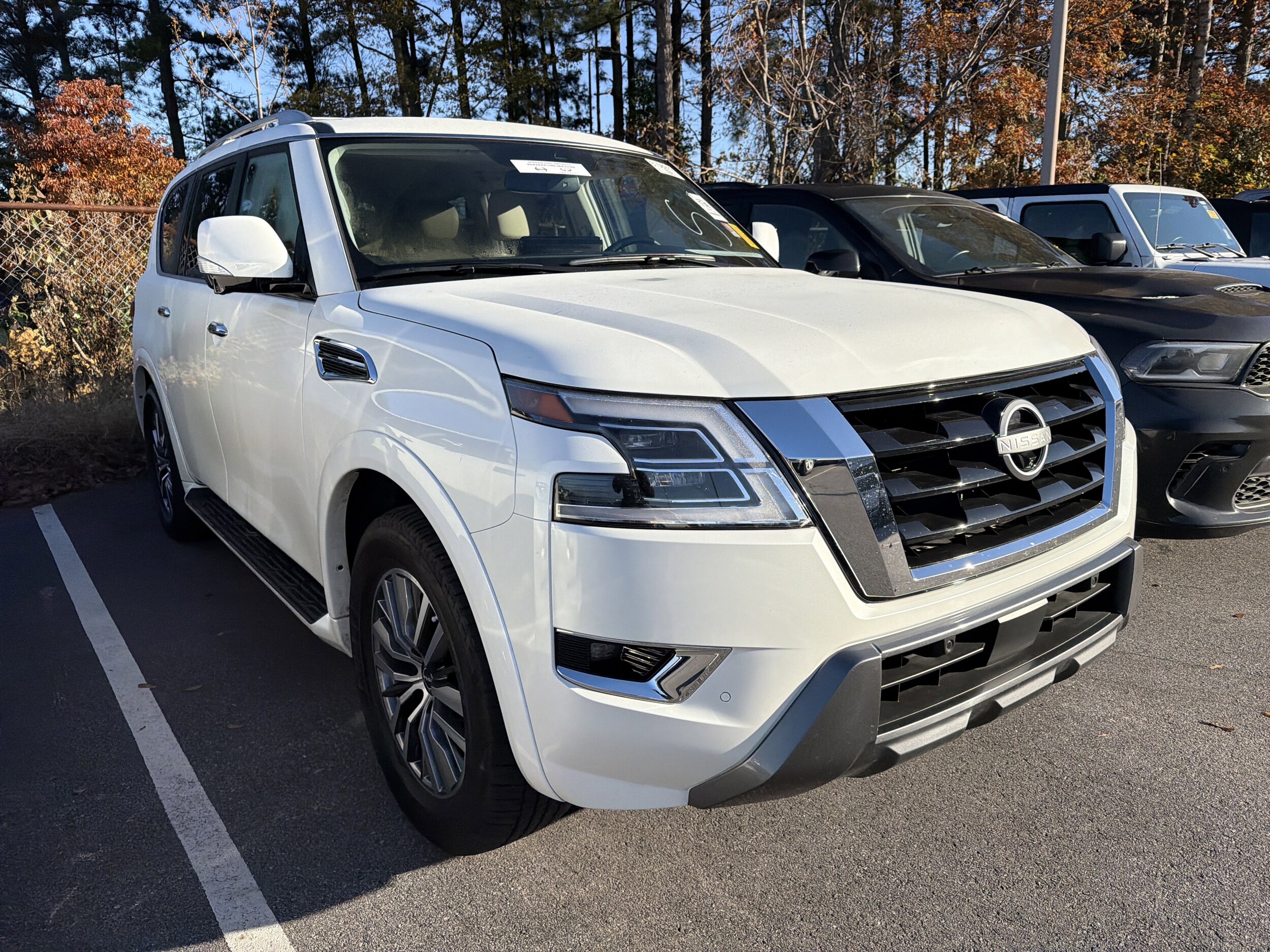 2024 Nissan Armada SL photo 3
