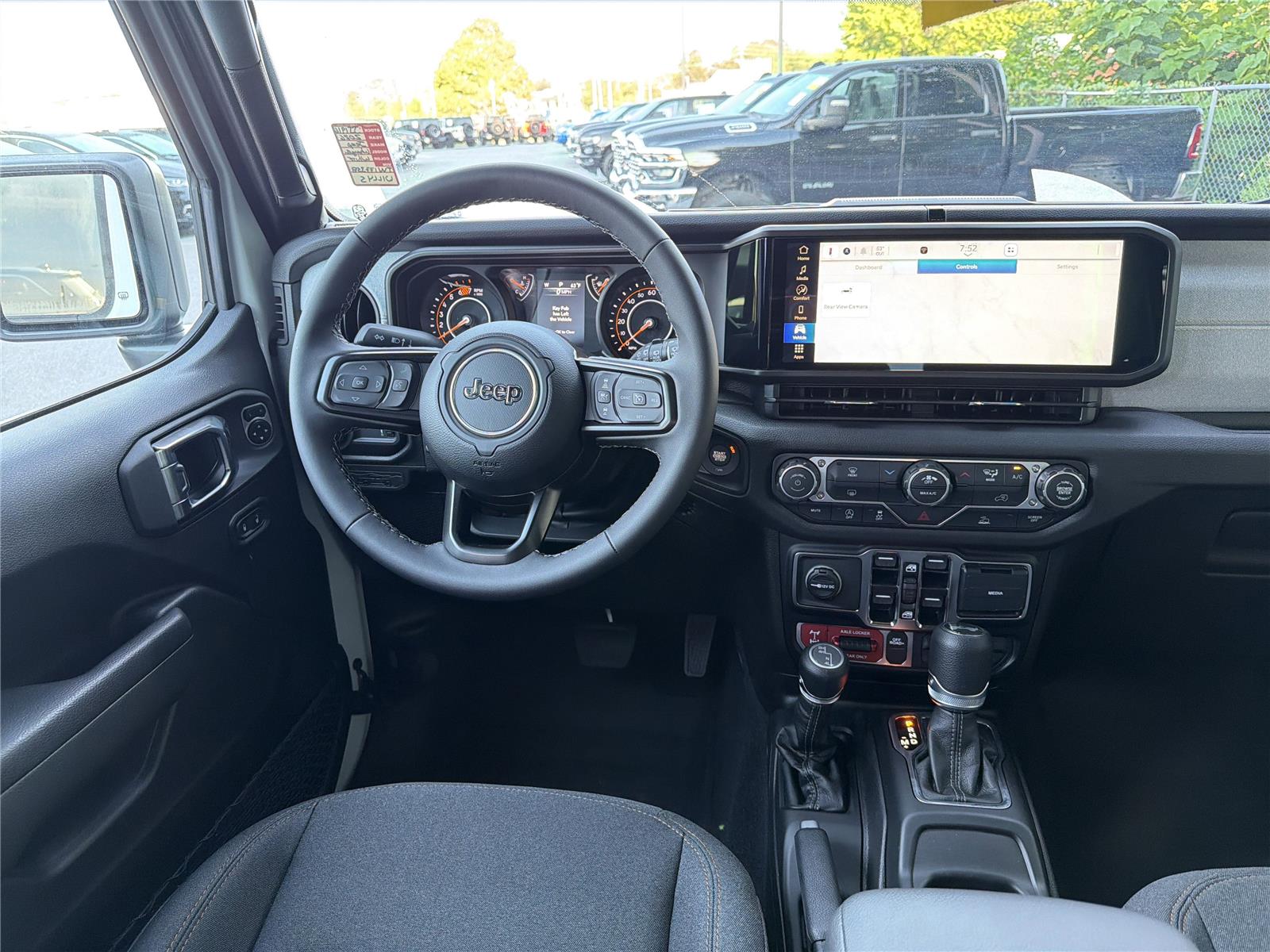 2026 Jeep Wrangler 4-Door Willys - Photo 21
