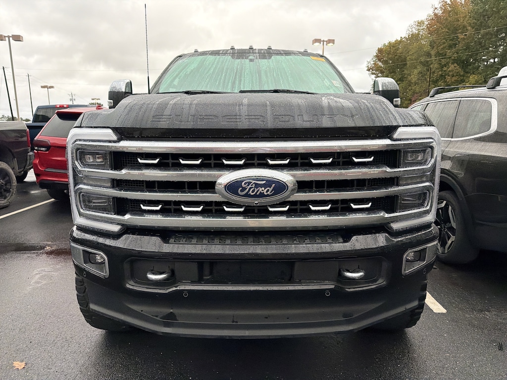Used 2024 Ford F-350  Truck Crew Cab