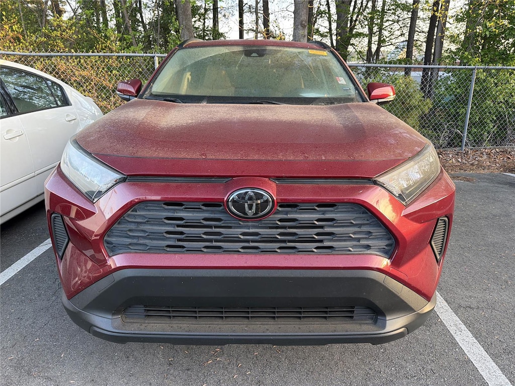 Used 2019 Toyota RAV4 LE SUV