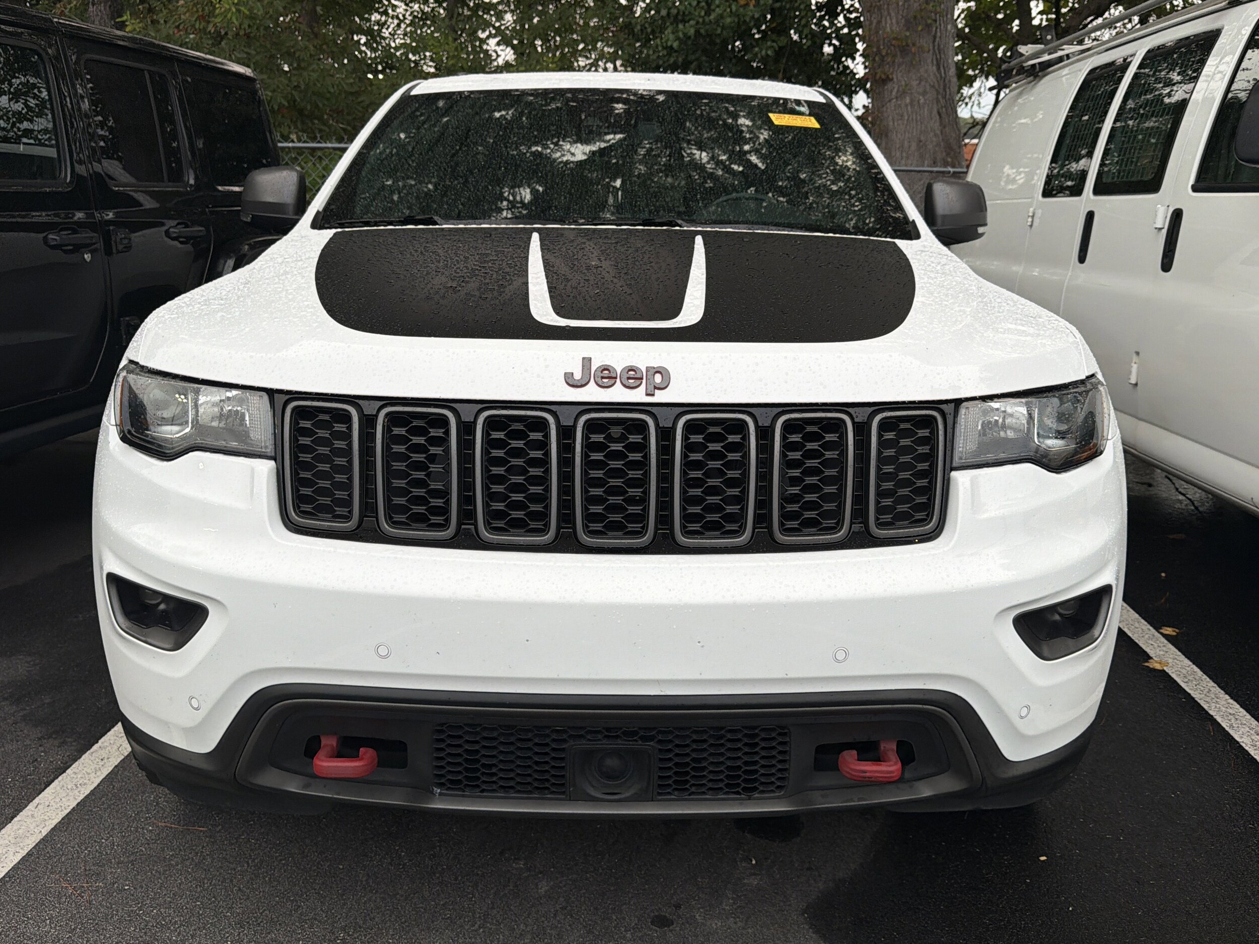 2020 Jeep Grand Cherokee Trailhawk photo 2